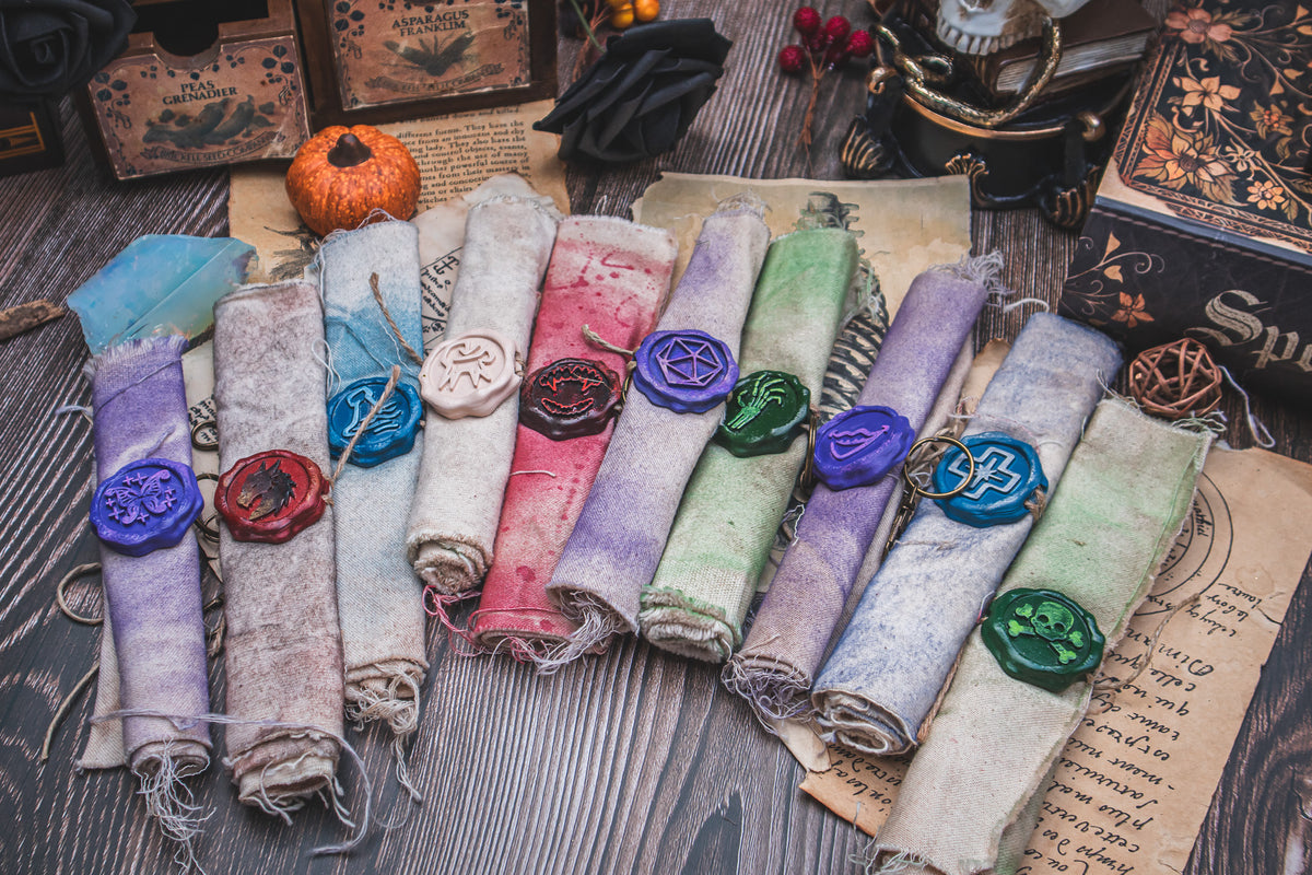 Wearable Belt Scrolls
