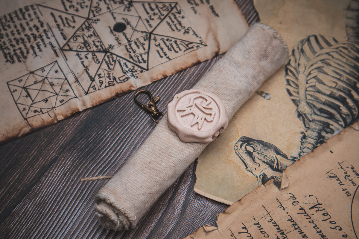 Wearable Belt Scrolls