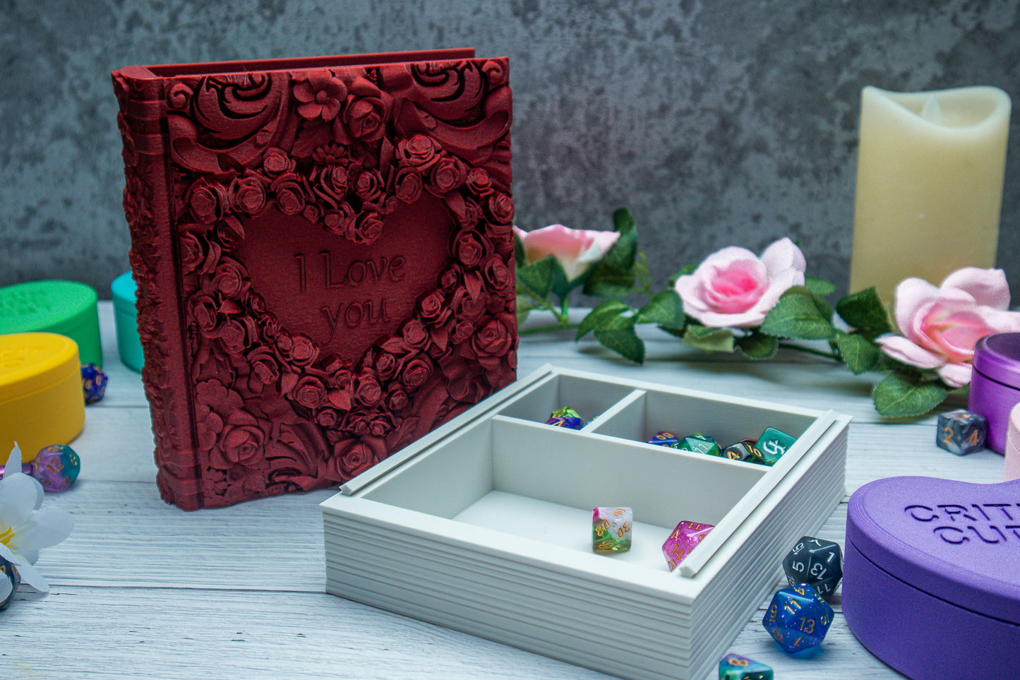 Heart and Roses Dice tome - Customisable Dice holder & Dice tray